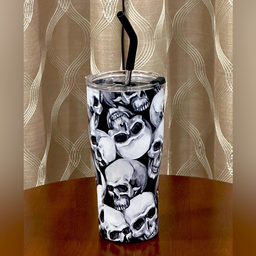New Limited Artisan Edition Voyager Skull Tumbler with Straw - 32oz